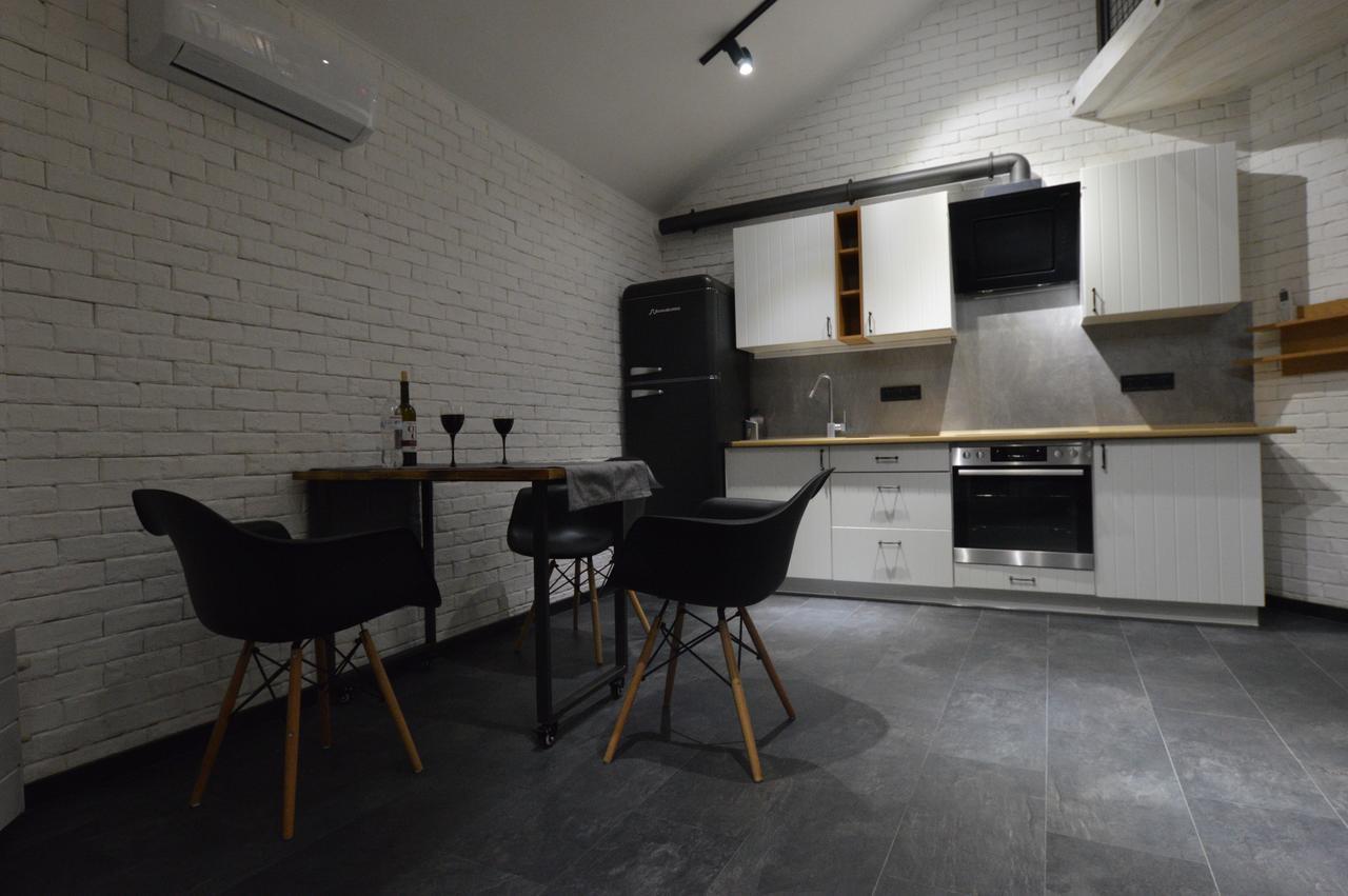 Air Loft Apartment Kiev Exteriör bild